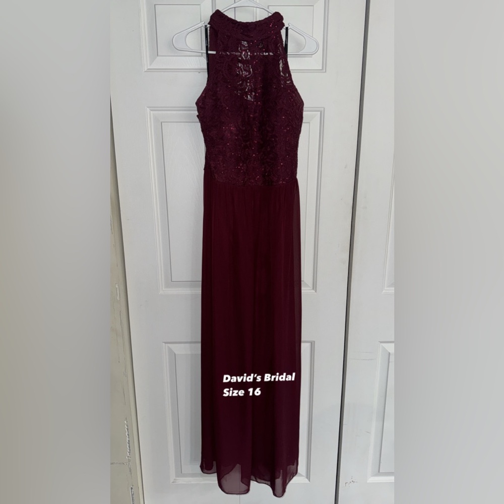 David’s Bridal Bridesmaids Dress. beautiful worn once, in great shape. Size 16.